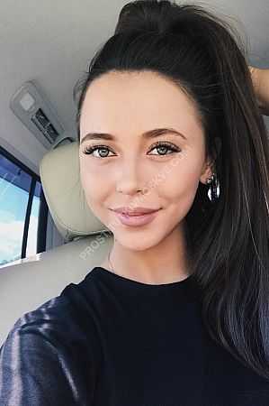 Алина, метро Автозаводская