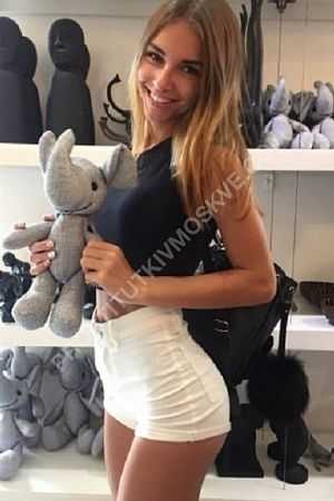 вика, метро Сретенский бульвар