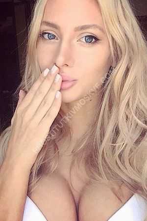 Алина, метро Шоссе Энтузиастов