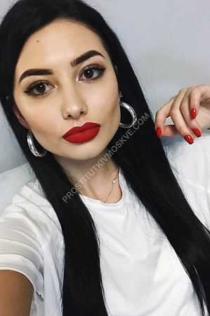 Карина, метро Лужники