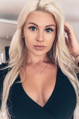 Алина, метро Павелецкая