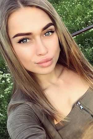 лиля, метро Павелецкая