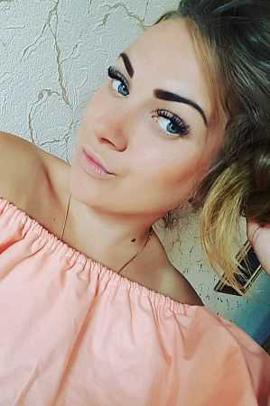 Ника, метро Чеховская