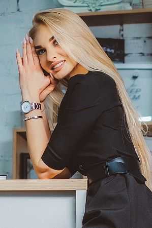 Алиса, метро Перово
