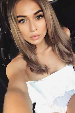 Алиса, метро Волжская