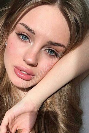 Лина, метро Серпуховская