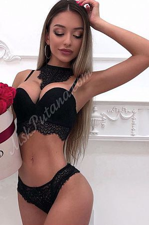 Камила, метро Балтийская