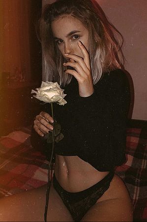 Катерина, метро Библиотека имени Ленина