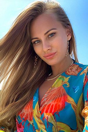 Анжелла, метро Улица Горчакова