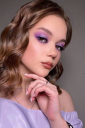 Анна, метро Динамо