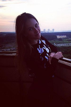 Анжелла, метро Комсомольская