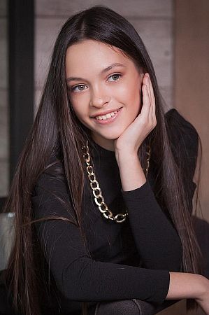 Анжелла, метро Волоколамская